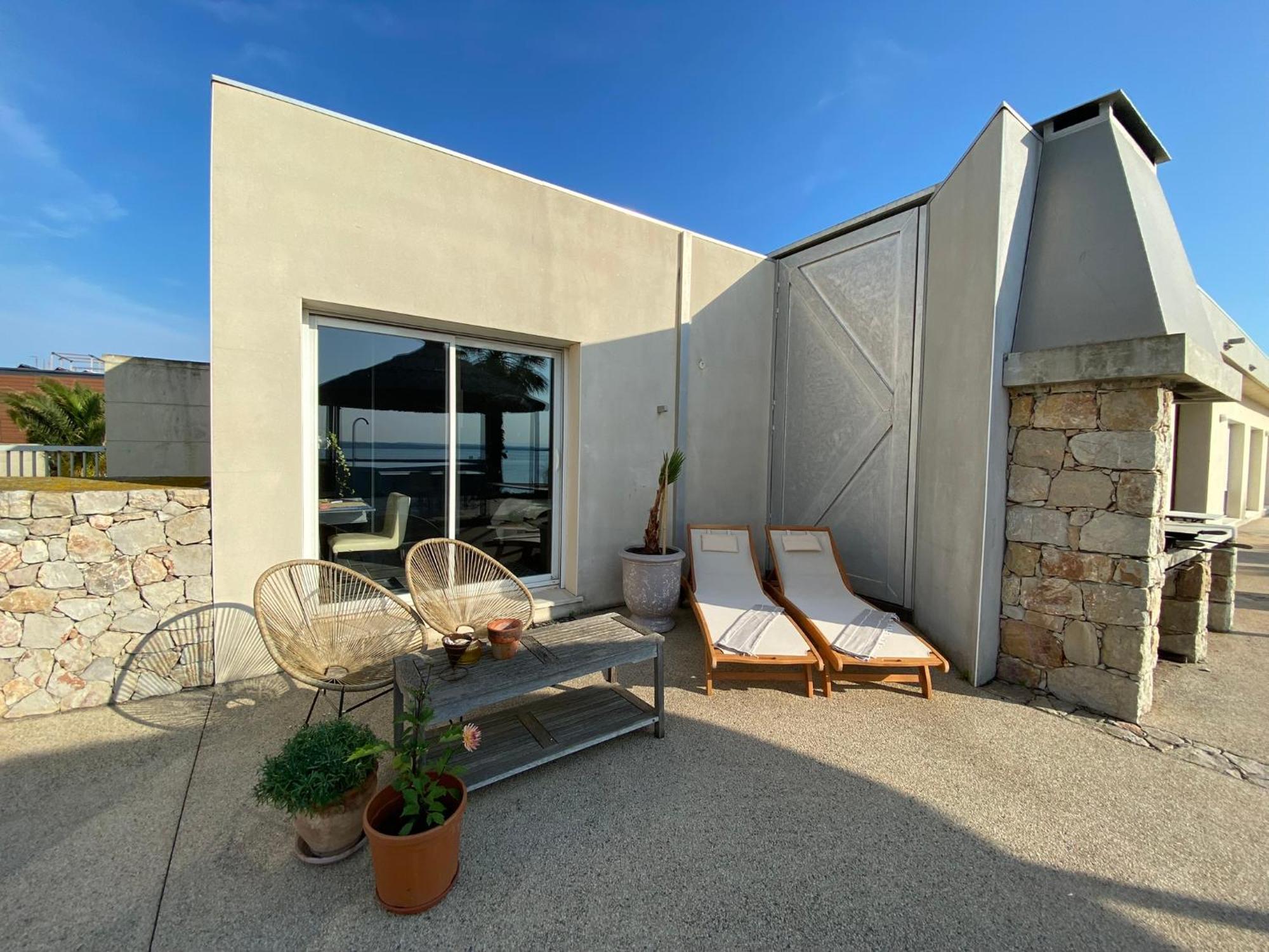 Bed and Breakfast Les Pieds Dans L'Eau Sète Exterior foto